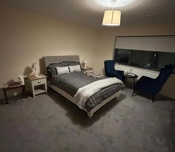 Δωμάτια σε οικογενειακή κατοικία 1 Luxurious In Family