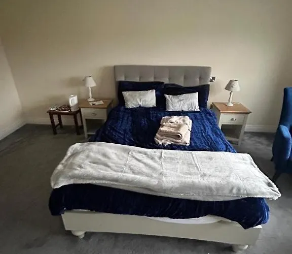 1 Luxurious In Family Quarto em Acomodações Particulares *